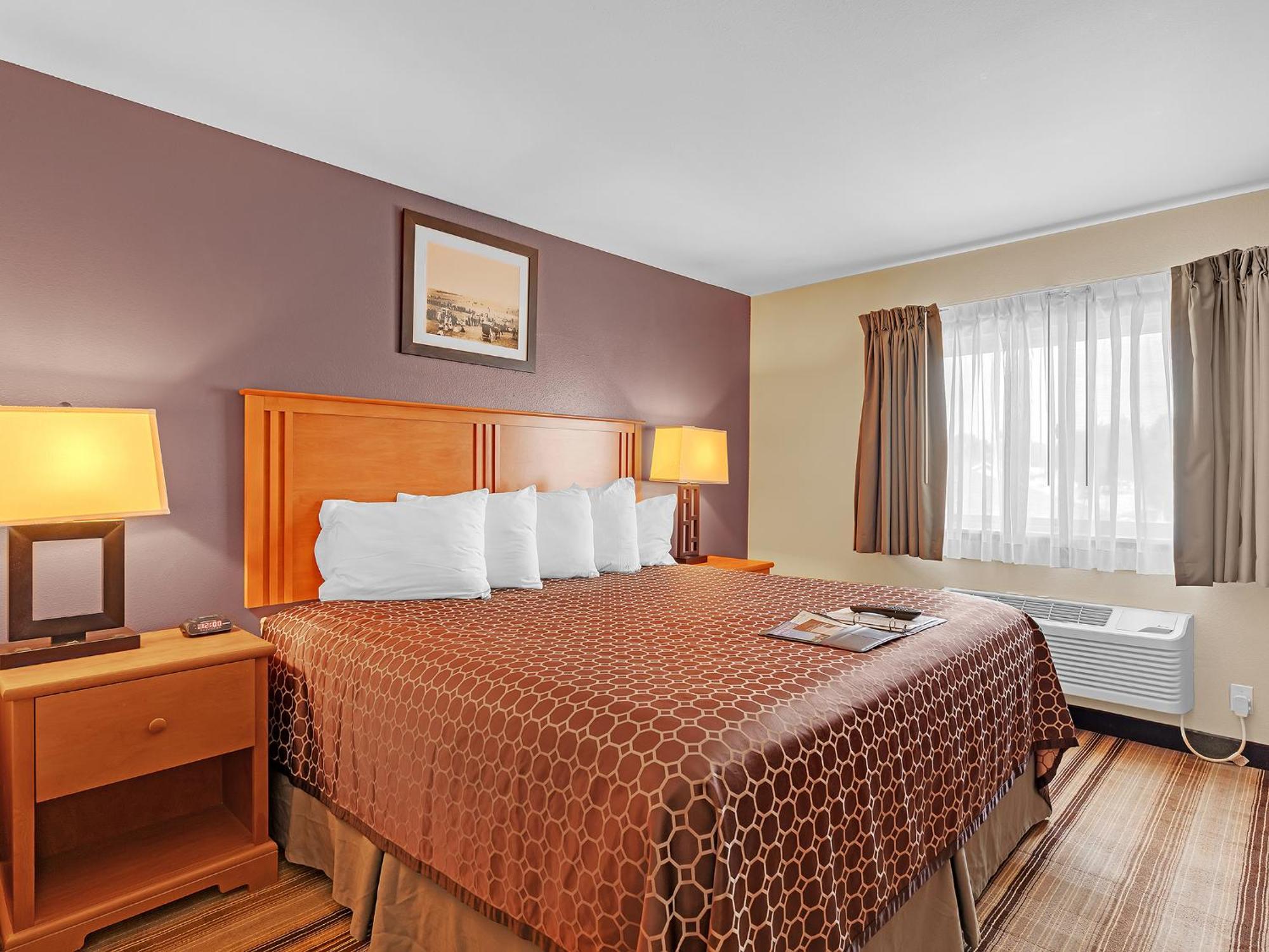 Bowman Lodge & Convention Center Bagian luar foto