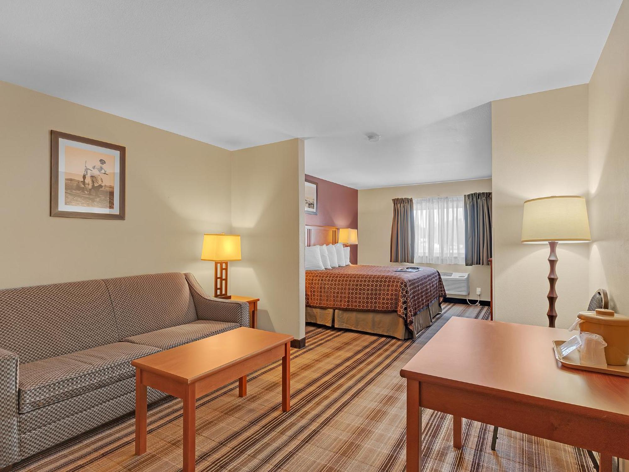 Bowman Lodge & Convention Center Bagian luar foto