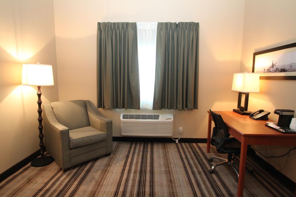 Bowman Lodge & Convention Center Bagian luar foto