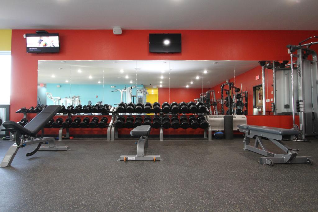 Bowman Lodge & Convention Center Bagian luar foto
