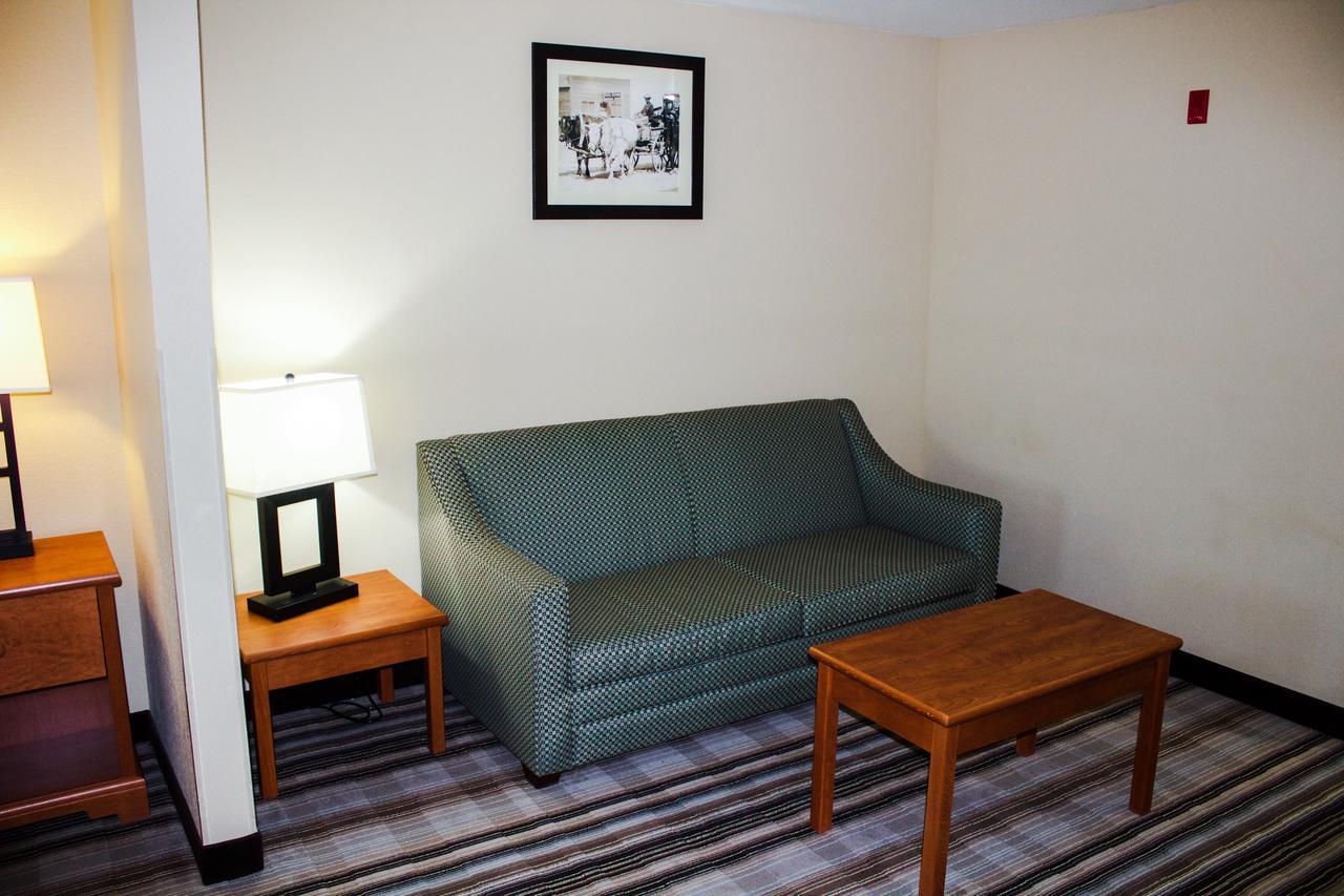 Bowman Lodge & Convention Center Bagian luar foto