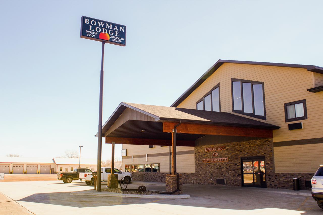 Bowman Lodge & Convention Center Bagian luar foto