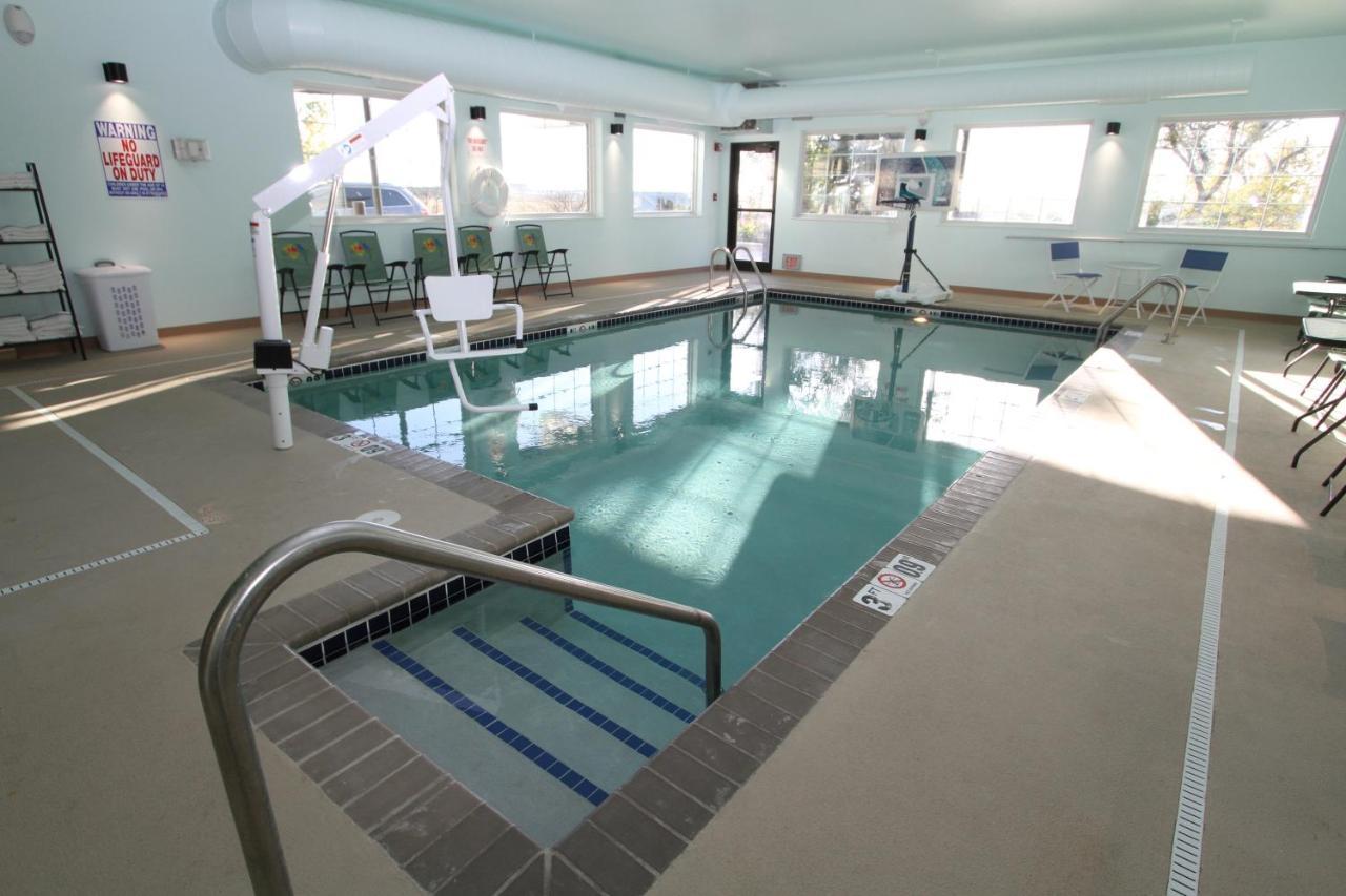 Bowman Lodge & Convention Center Bagian luar foto